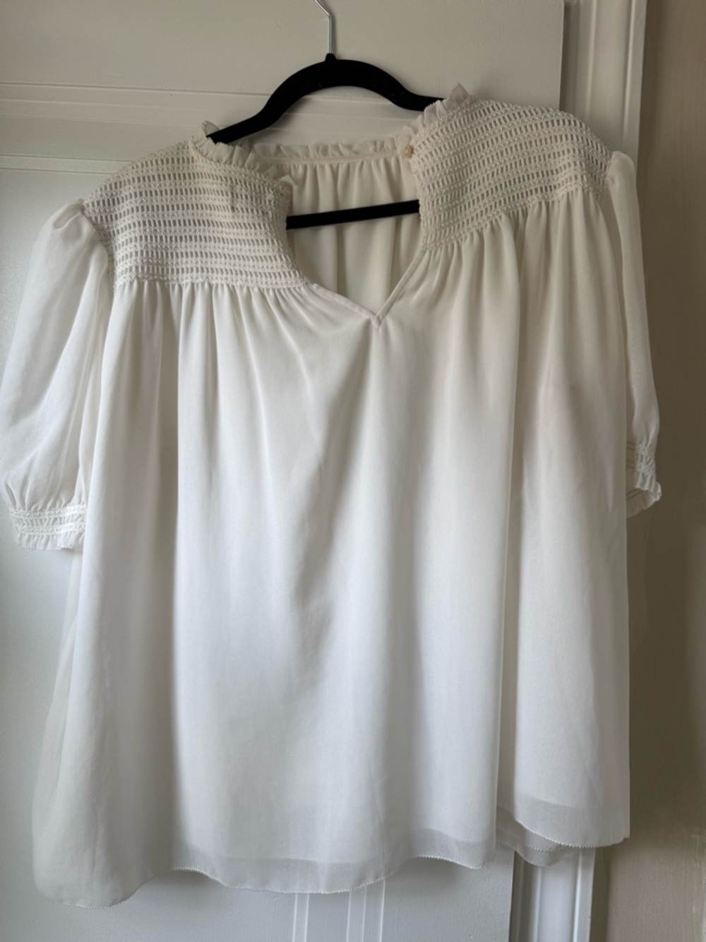 Wilfred White Smocked Neck Puff Sleeve Blouse - Picture 2 of 3